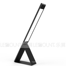 2016 Nouvelle lampe de table à LED pliable (LTB858)